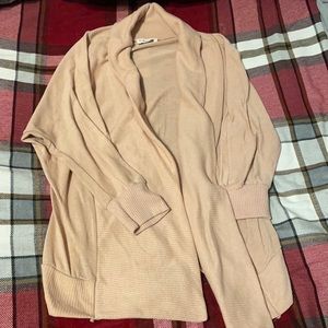 Lightweight Sweater, Peachy color